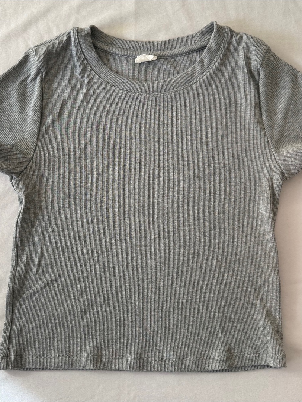 Aritzia Gray Wilfred Free Ribbed Cropped Tee Top